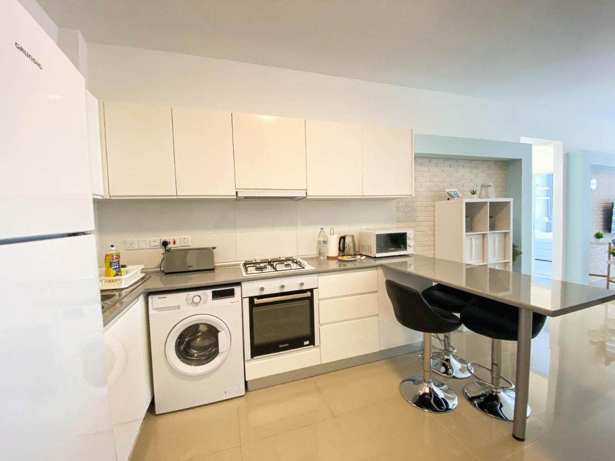 Spartacus Pool Apartments In Caesar Resort & Spa Trikomo Extérieur photo